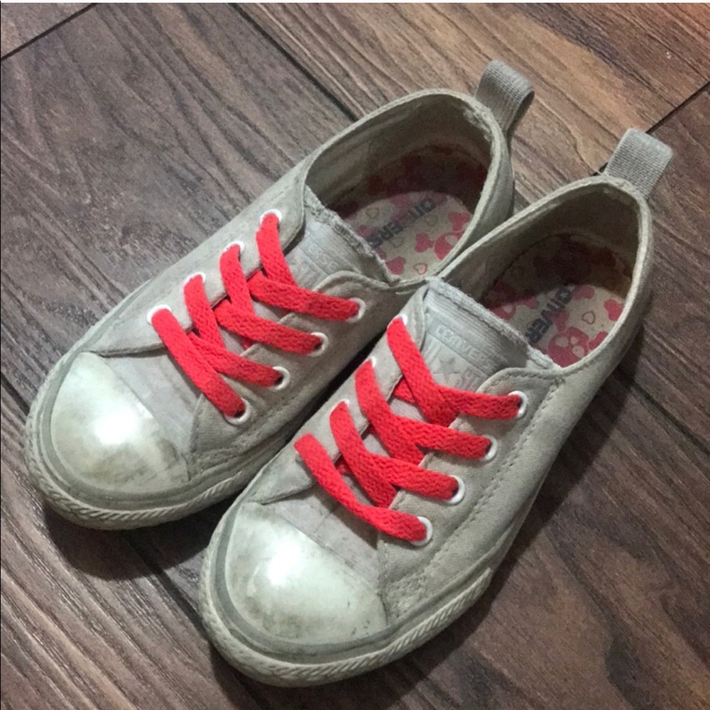 Girls Converse